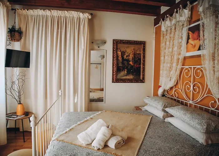 Al Moin Beds & Homes San Zuanet