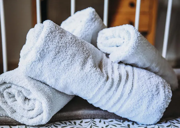 Al Moin Beds & Homes San Zuanet